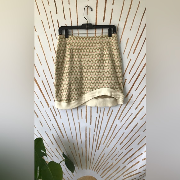 💐Petite Studio Riley Skirt in Daisy Print - Picture 2 of 12